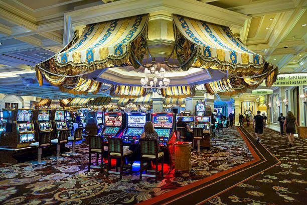 mahkota 188 platform interface showing slot games and sportsbook markets